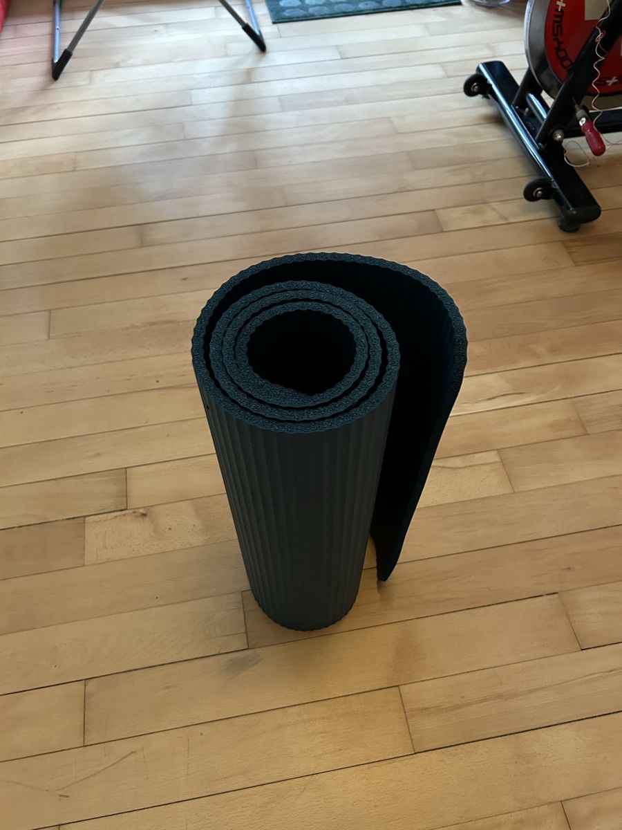 Decathlon Tappetini fitness: Yogamatte – Usato da Bern venduto da xen_s2sl