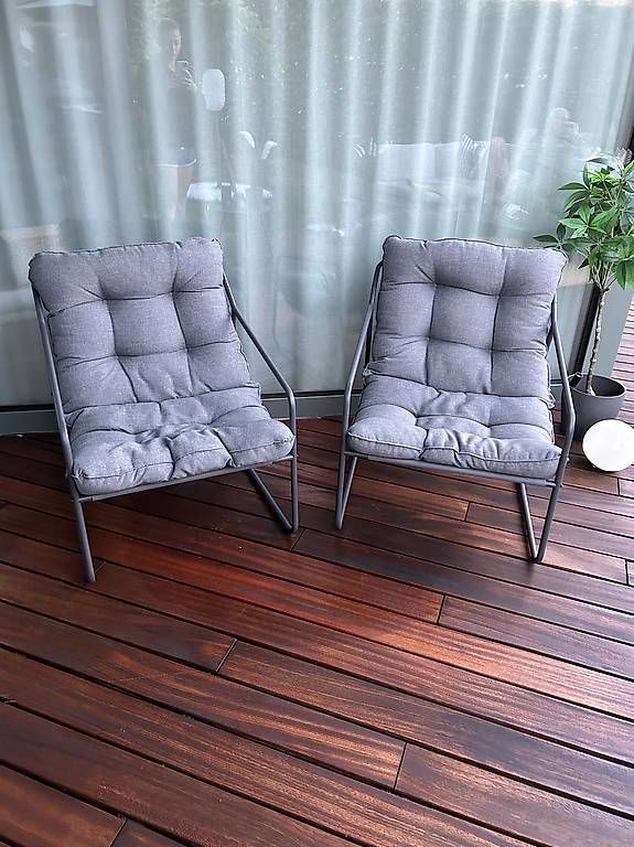 Set de table et chaises: Gartenstuhl-Set, Gartenmöbel, Gartensessel – D'occasion à Uerkheim par Pata180817 1