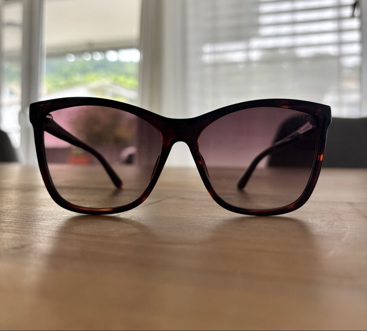 Guess Occhiali & Lenti: Guess Sonnenbrille - Cateye Form - in braun – Nuovo (secondo la descrizione) da Feuerthalen venduto da geo_5dk5 1