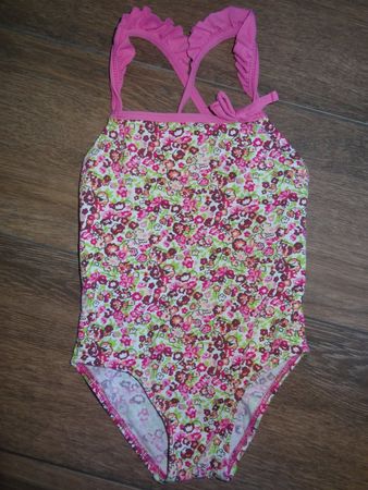 Maillot de bain enfant taille 104