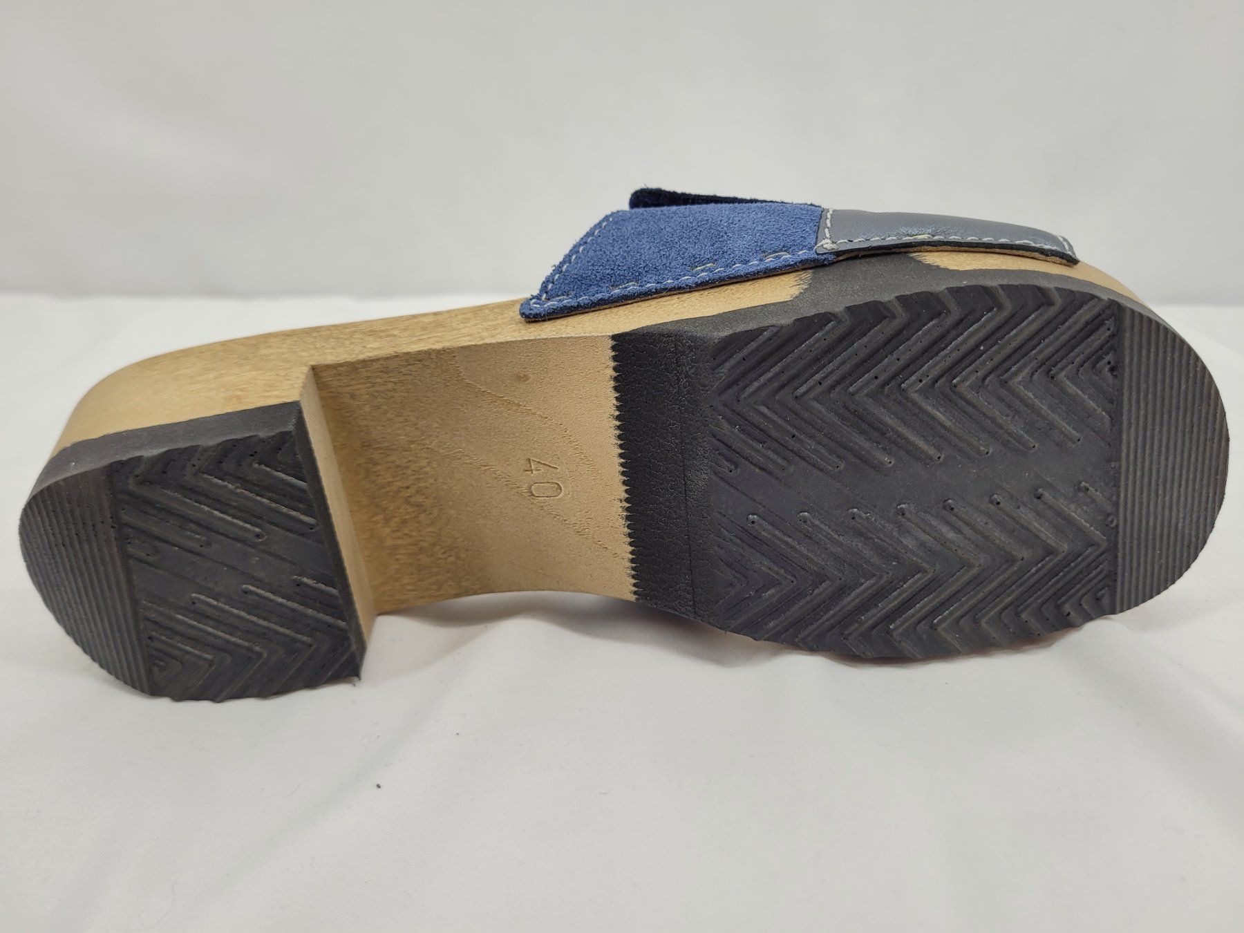 Helvesko Scarpe da uomo: HELVESKO sabots taille 40 – Usato da Lausanne venduto da PlusValue_Lausanne 2