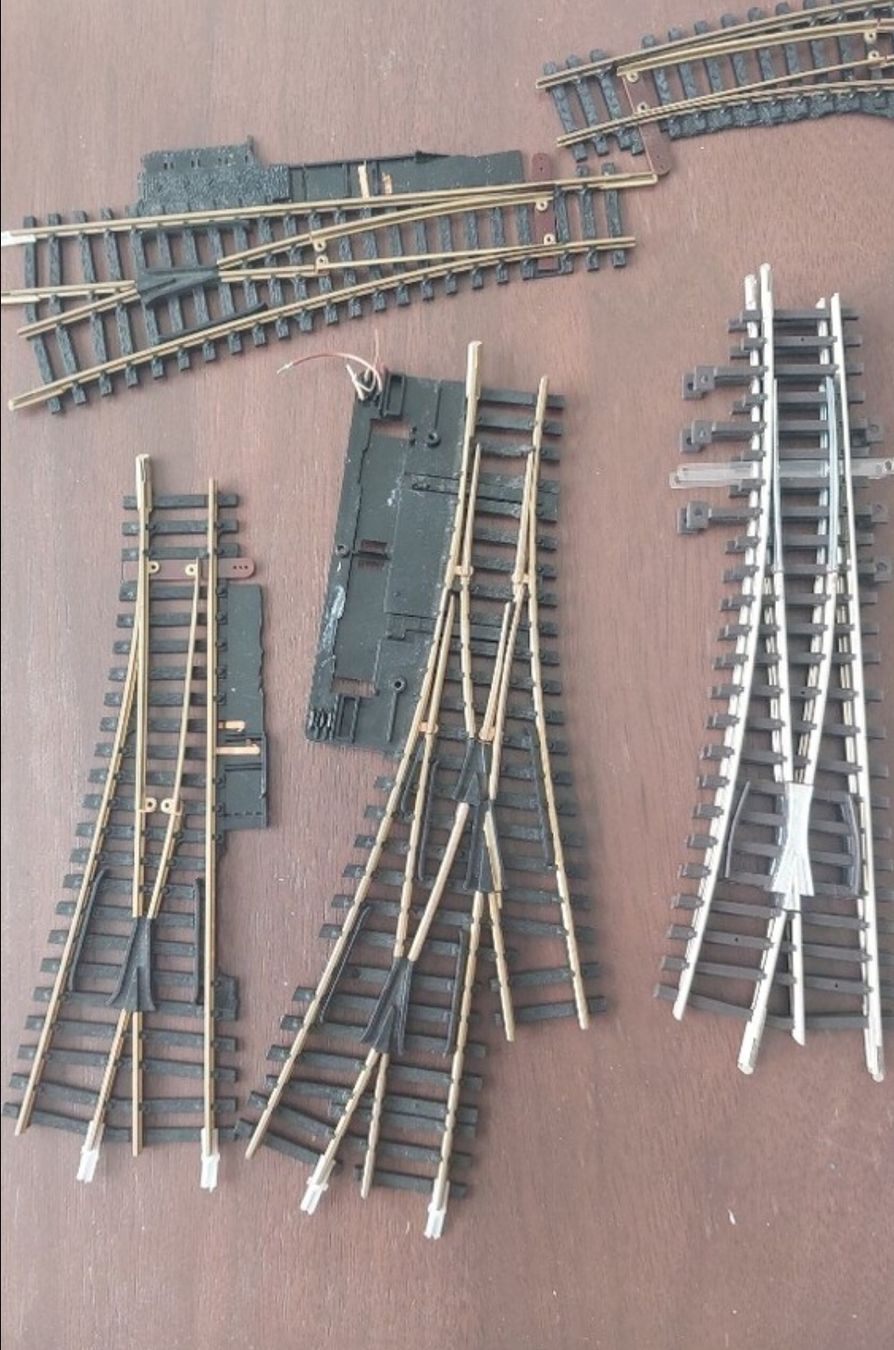 Modellini di ferrovie: Diverse Weichen H0 DC – Usato da Brügg BE venduto da Just_standing_here 4