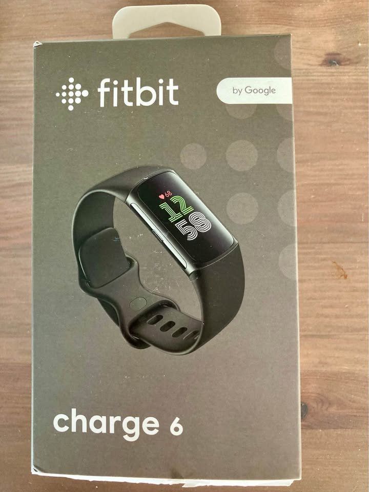 Armbänder & -reifen: Fitbit charge 6 – Neu und originalverpackt aus Rudolfstetten von Stellina1975