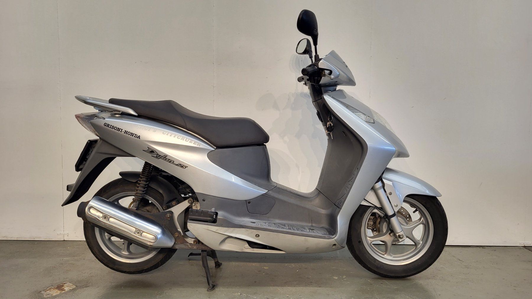 Honda Scooters: Honda SES 125 Dylan – Gebraucht aus Tägerschen von Moto-Welt