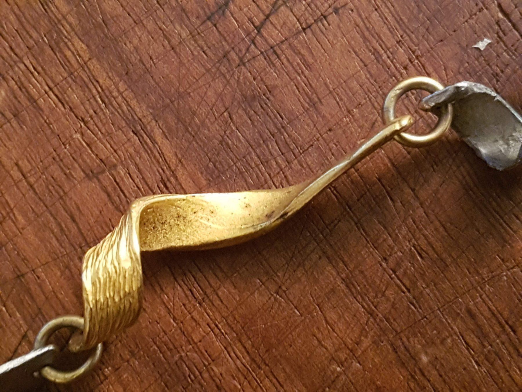 Catenine: Kette mit aparten Gliedern gold-/silberfarben – Usato da Ettingen venduto da Maranathatalitha 6