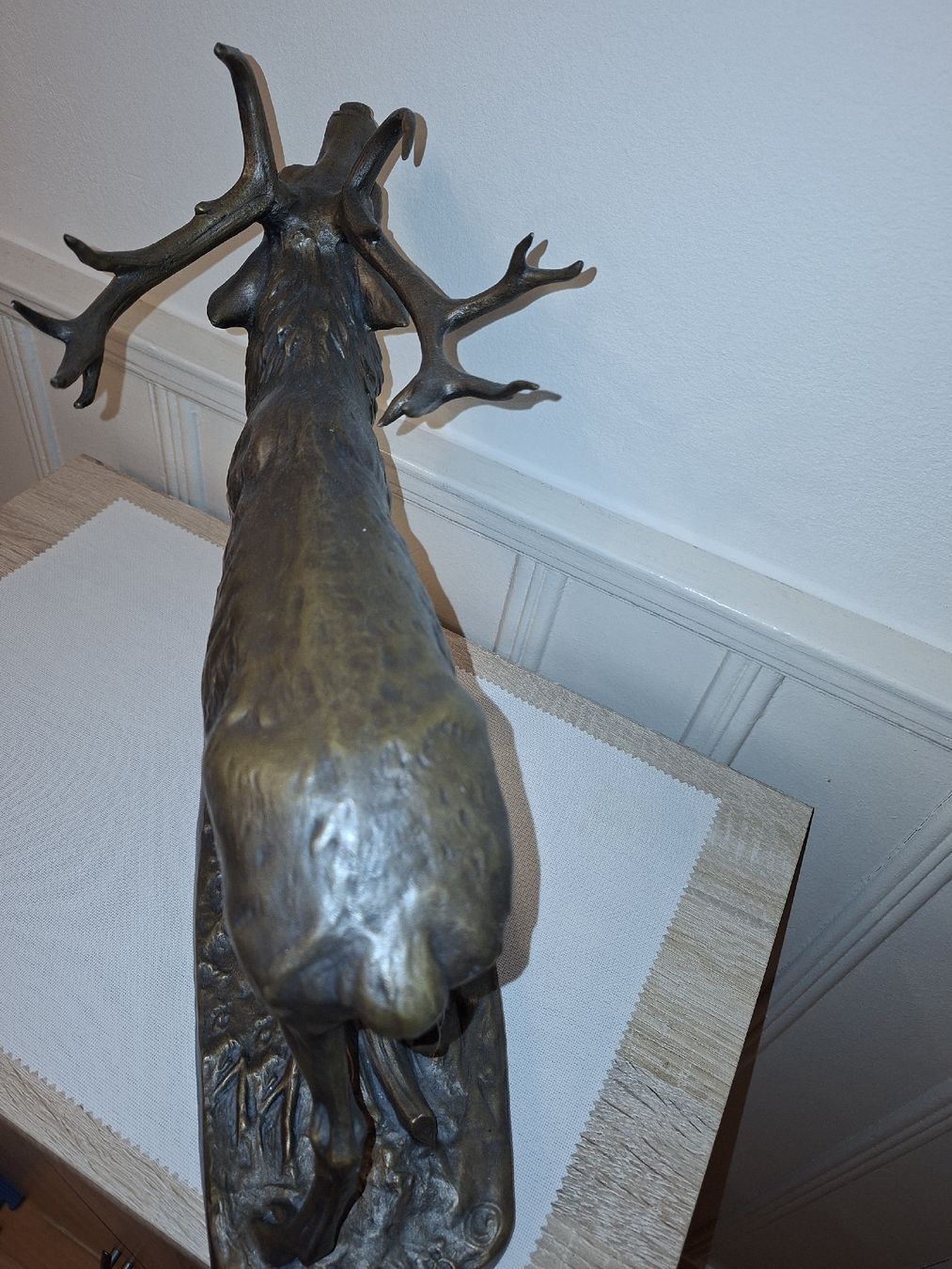 Skulpturen & Statuen: Röhrender Hirsch – Gebraucht aus Pfäffikon ZH von TT-33 2