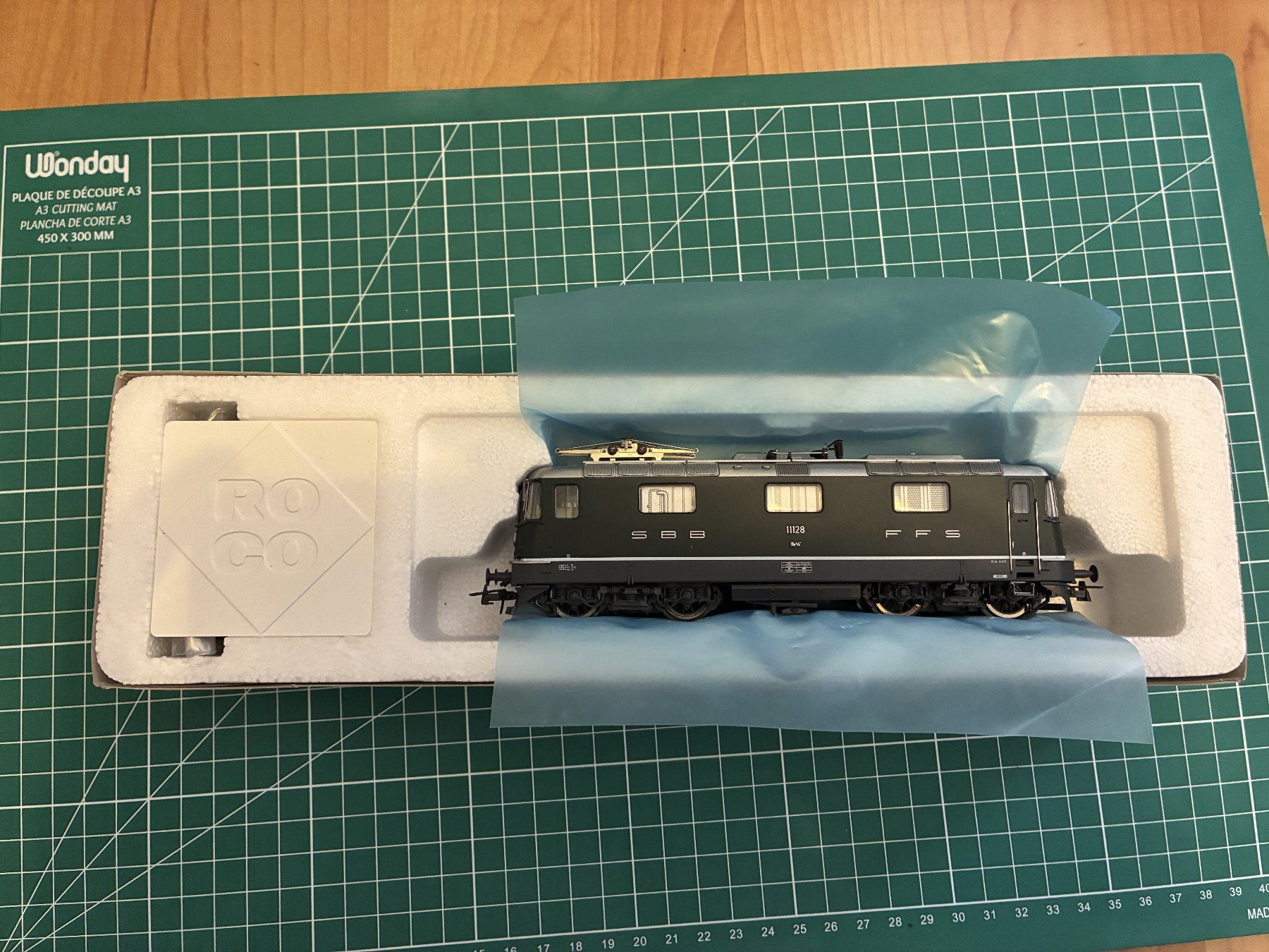 Roco Modelleisenbahnen: Roco 63840 Re 4/4 II 11128 Digital – Neu (gemäss Beschreibung) aus Colombier NE von Etifloyd2 1