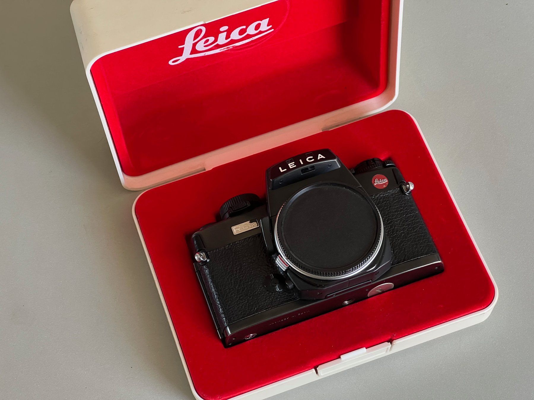 Leica Fotocamera: LEICA R 6.2 – Usato da La Tour-de-Peilz venduto da frog59 9