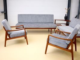 Minerva 2-Sitzer Sofa&Beistelltisch von Peter Hvidt