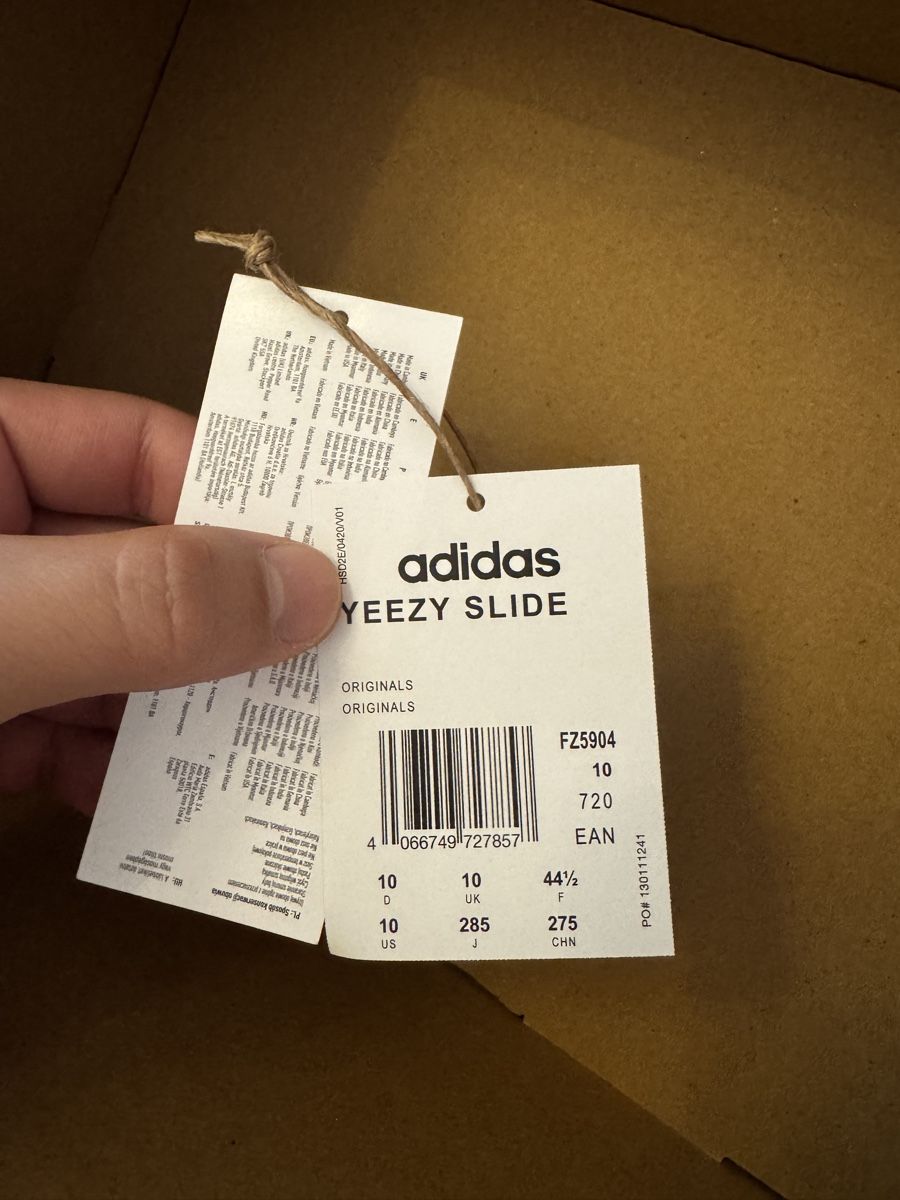 Adidas Scarpe da uomo: Yeezy Slide Resin Gr. 44.5 – Usato da Zürich venduto da swiss.tech 2