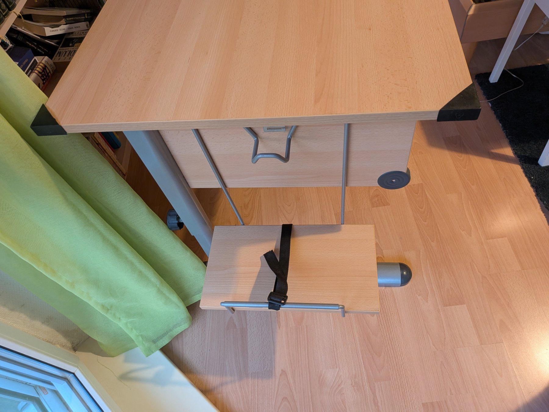 Bureaux: Kinder-Schreibtisch Höhenverstellbar – D'occasion à Neuenhof par mar_ft5b 2