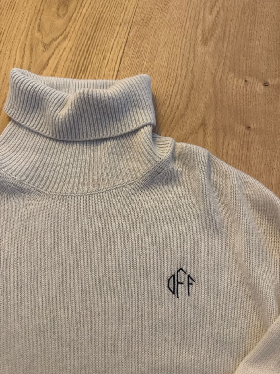 Maglioni & Felpe: Off-White Rollkragenpullover, Beige, Top Zustand – Usato da Staad SG venduto da ha.al 1