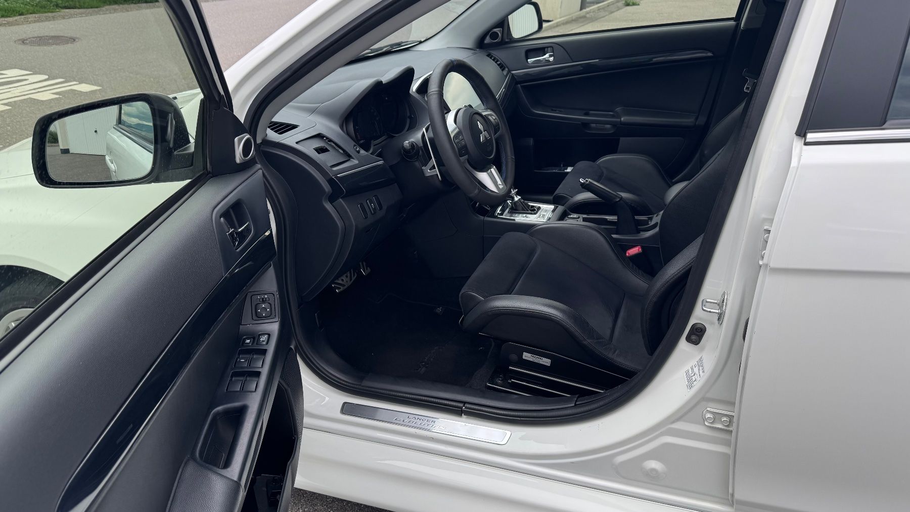 Mitsubishi Automobili: Mitsubishi lancer evo x – Usato da Saxon venduto da isa_r8ll 5