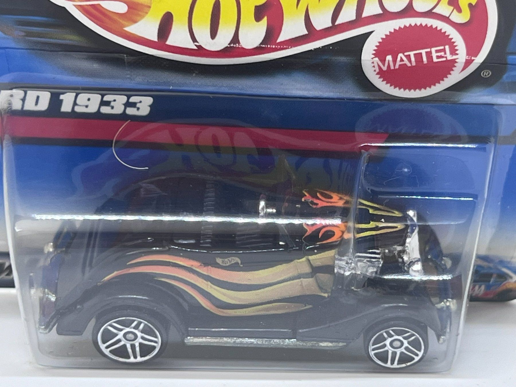 Hot Wheels Modellini d'auto: Hot Wheels Ford 1933 – Nuovo e nell'imballaggio originale da Wildegg venduto da LaaBoutique 2