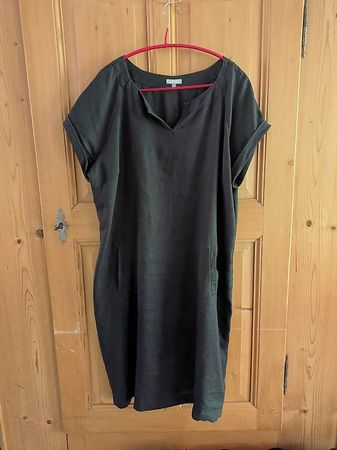 100% Leinenkleid , gr. 46 in antrazit/schwarz