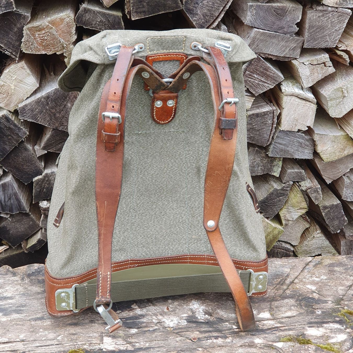 Ausrüstung & Ersatzteile: Militärrucksack – Antik aus Burgistein von maia13 1