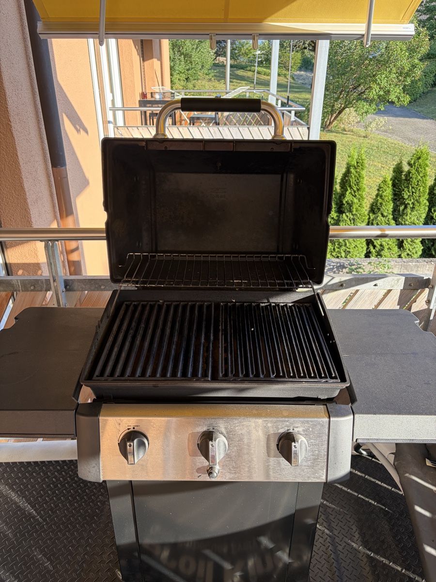 Griglie: Broil King Grill mit 3 Brennern, gebrauchter Zustand – Usato da Zumikon venduto da fbi10 2