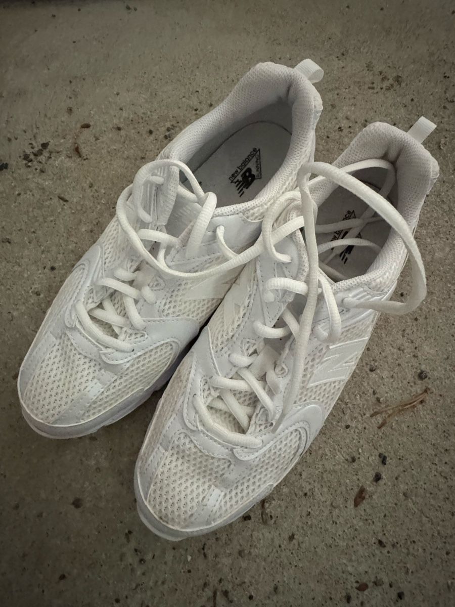 New Balance Scarpe da uomo: New Balance 530 weiss/weiss – Usato da Esslingen venduto da Ursr1
