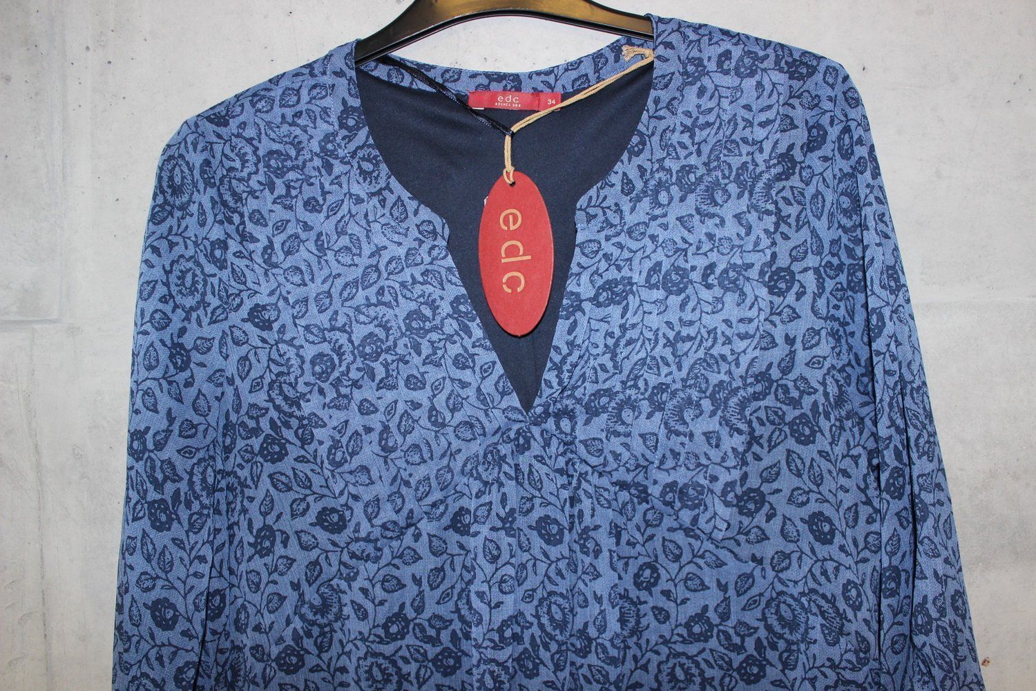 Esprit Vestiti: Esprit Kleid, Gr. 34-36, Neu! – Nuovo e nell'imballaggio originale da Luzern venduto da Feliz 1