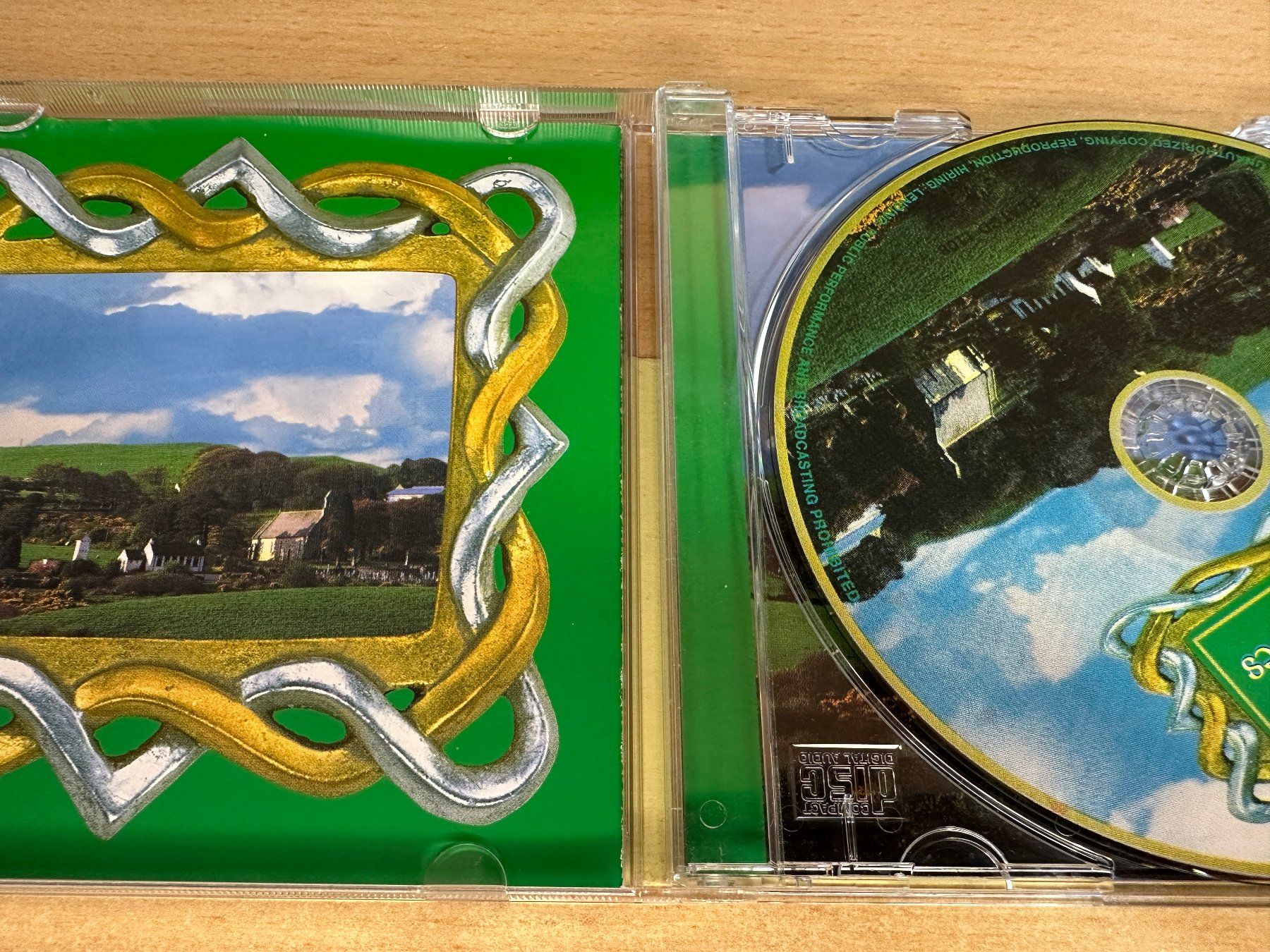 CD: L8 Irish Panpipes – Usato da Rikon im Tösstal venduto da Alpenmutz 2