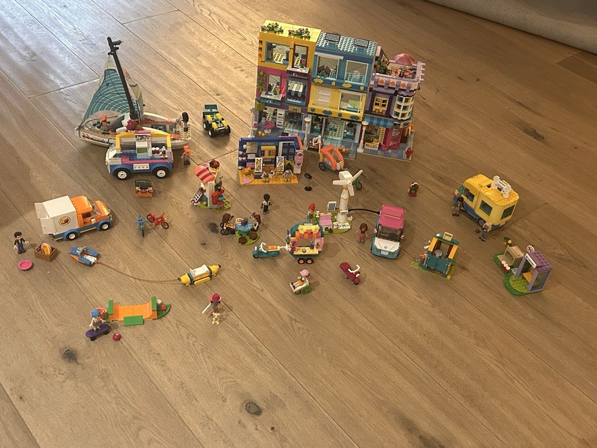 Lego Jouets: Lego Friends Set Schnäppchen,  Wohnblock, Segelschiff uvm. – D'occasion à Jona par grizzlyhedi01 2