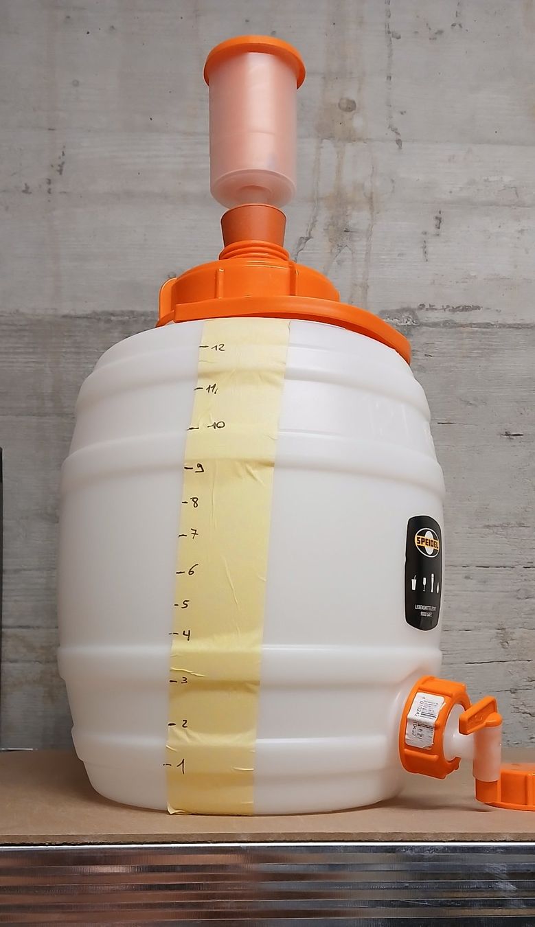 Autres articles pour la maison: Fût à boisson 12 litres – D'occasion à La Place (Ayent) par Tho57 1