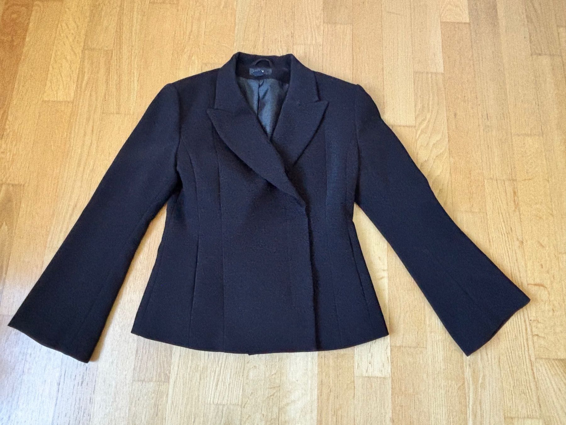 H&M Giacche: Damen Blazer - super Design ! – Usato da Stein AR venduto da EvaL056