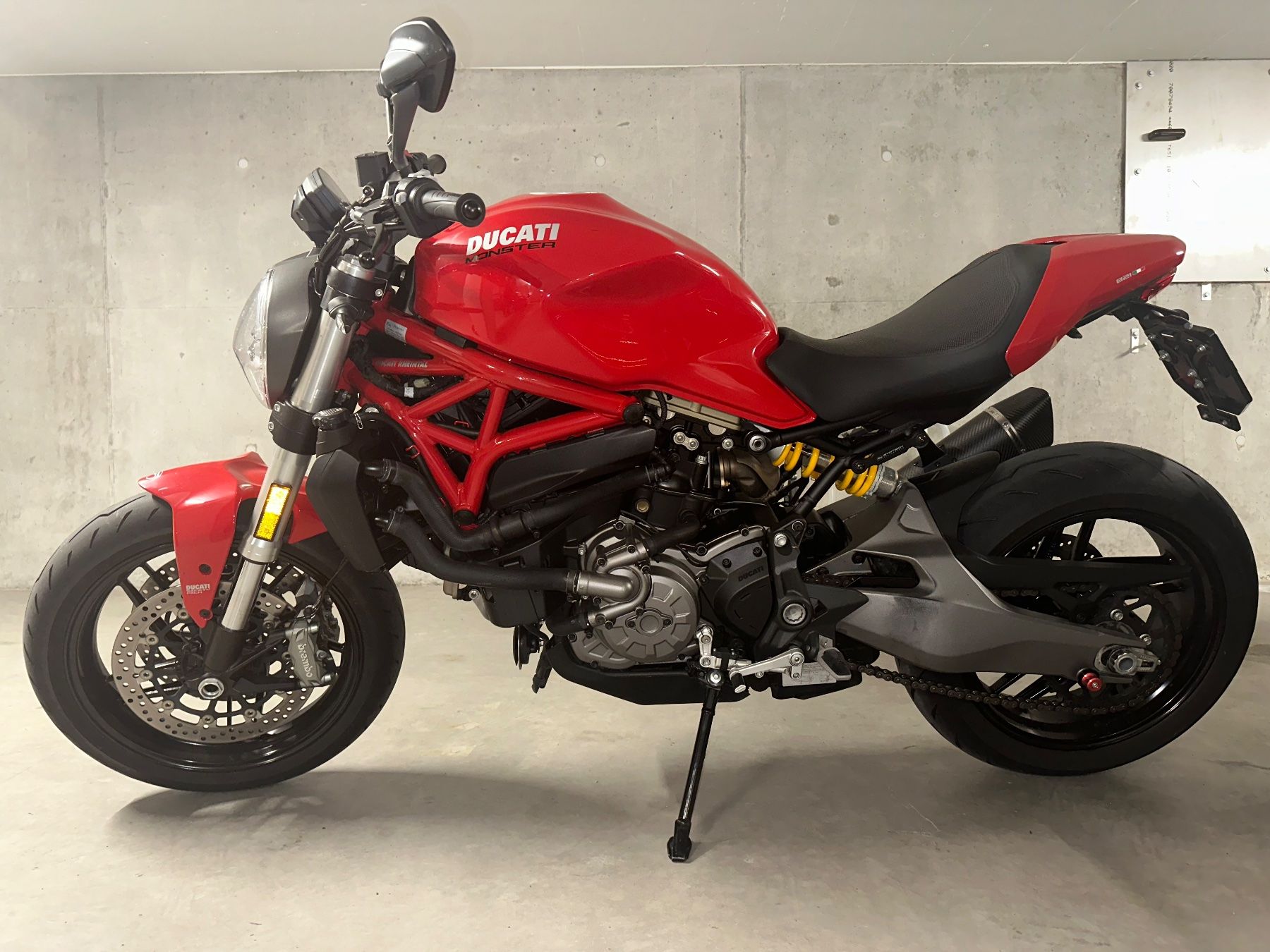 Ducati Strada: Ducati Monster 821 – Usato da Au SG venduto da bih_9y6h 1