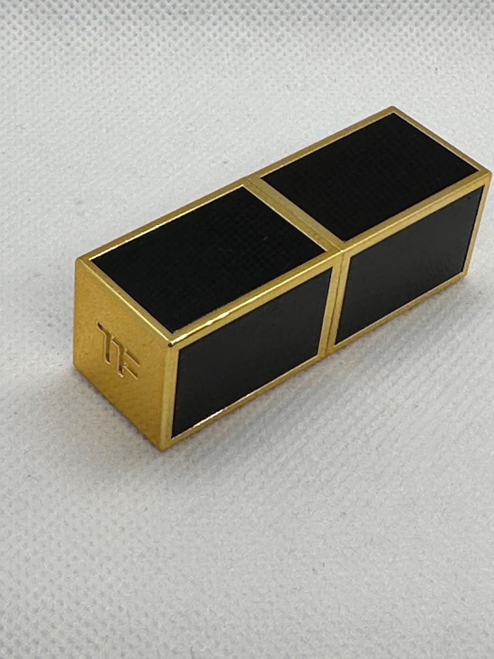 Tom Ford Make-up: Tom Ford rouge à lèvres 2 g – Nuovo (secondo la descrizione) da Pully venduto da Natala 1