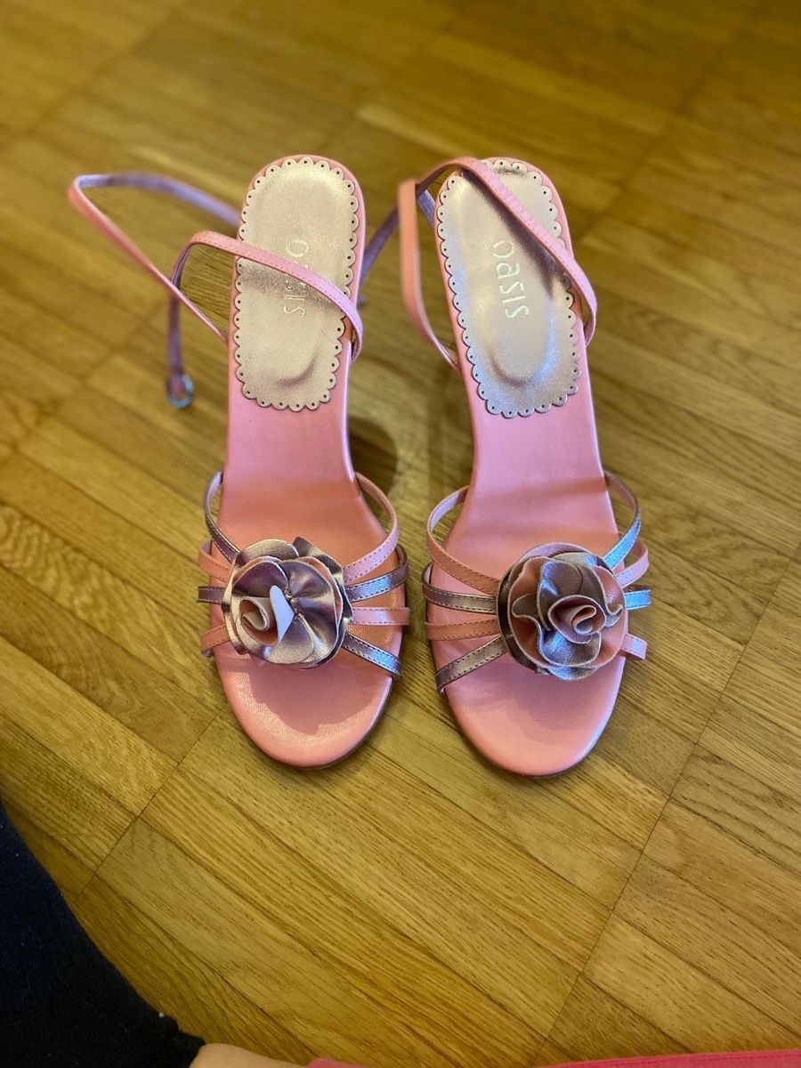 Scarpe da donna: Sandalen/ Pumps – Usato da Dübendorf venduto da Sebashop 1