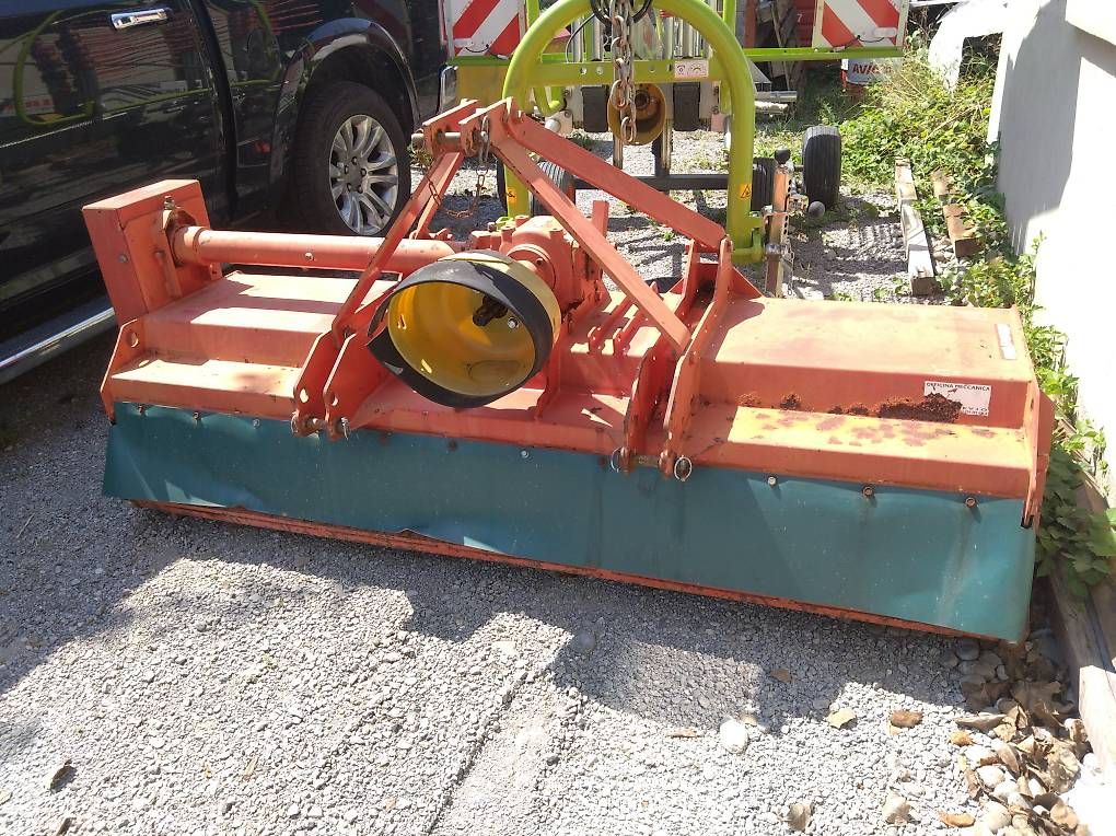 Tutte le macchine: Frontmulcher – Usato da Alpnachstad venduto da martin.hug