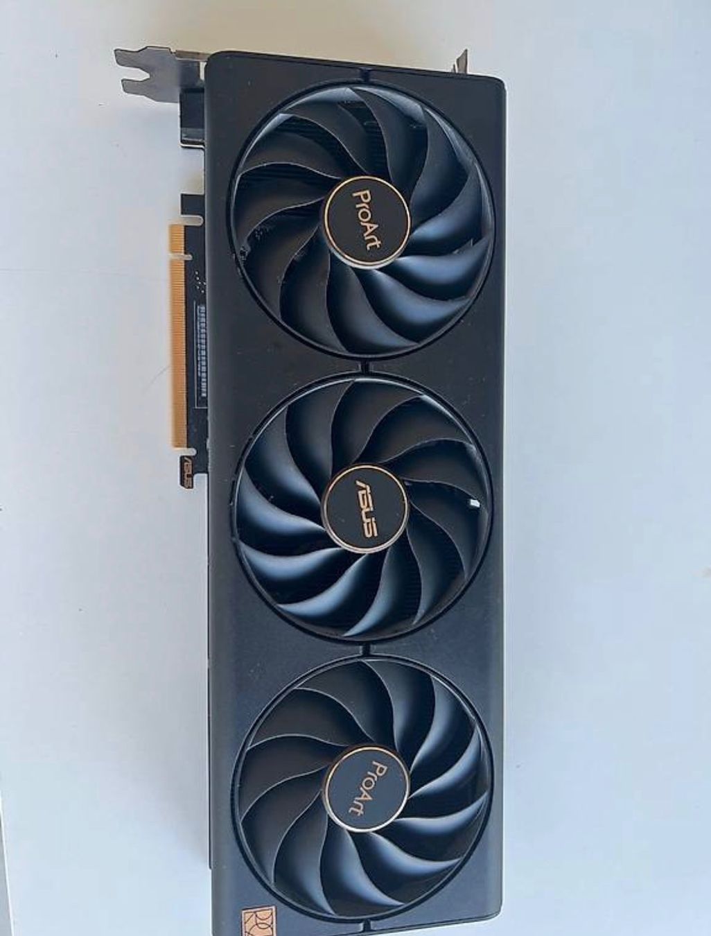 Nvidia Schede grafiche: GeForce RTX 4080 Super – Usato da Lausanne venduto da lencse