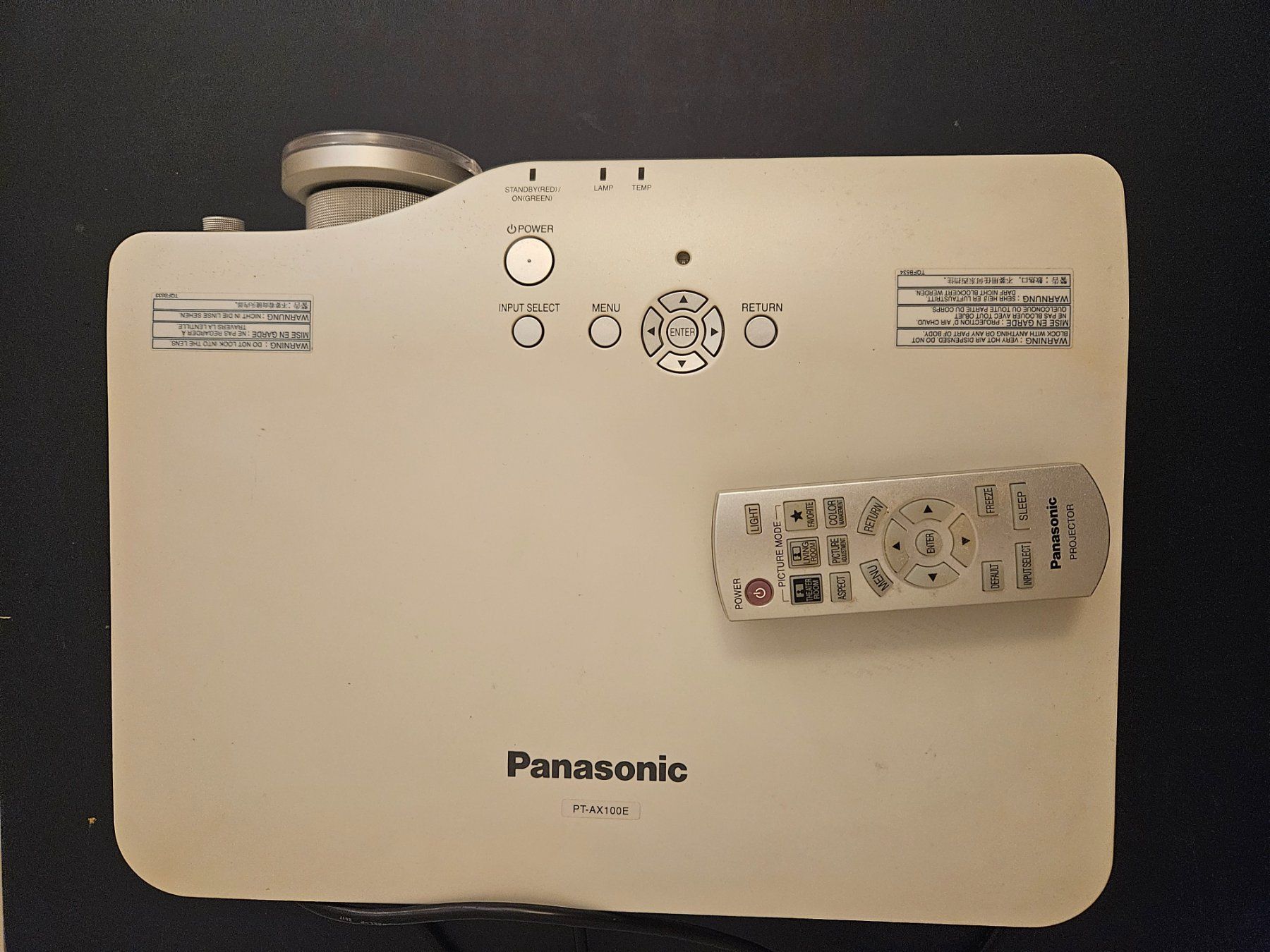 Panasonic Videoprojektoren: Panasonic Beamer PT-AX100E – Gebraucht aus Meilen von Wombat2812 4