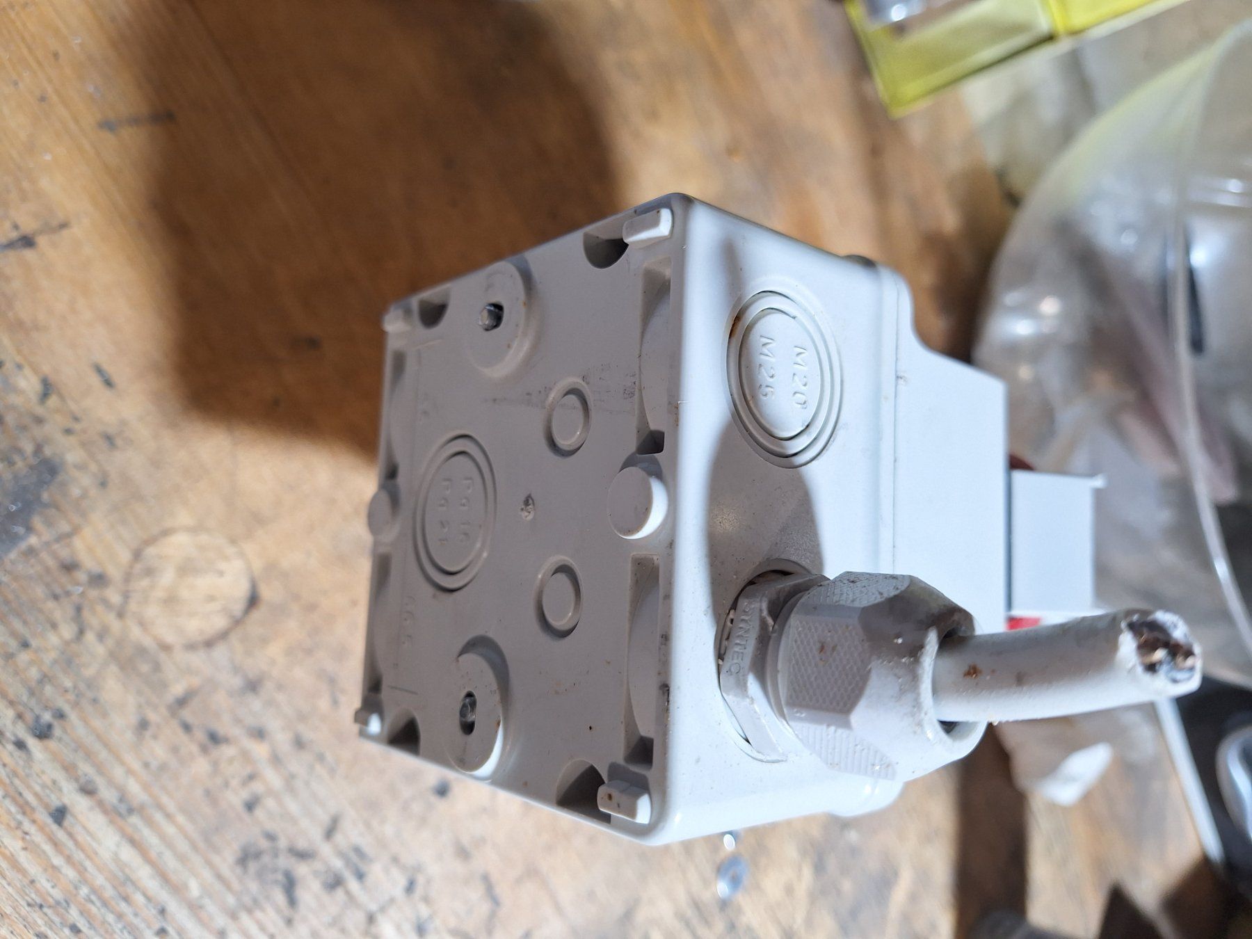 Fiches d'alim.: Steckdose 16A 400V – D'occasion à Recherswil par Toby.sk55 3