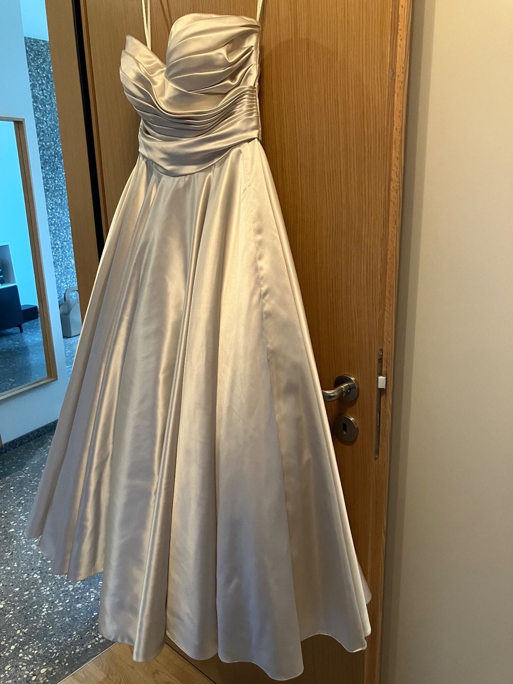 Vestiti: Hochzeitskleid Ballkleid 38 – Nuovo (secondo la descrizione) da Zürich venduto da bet_pjx9 4