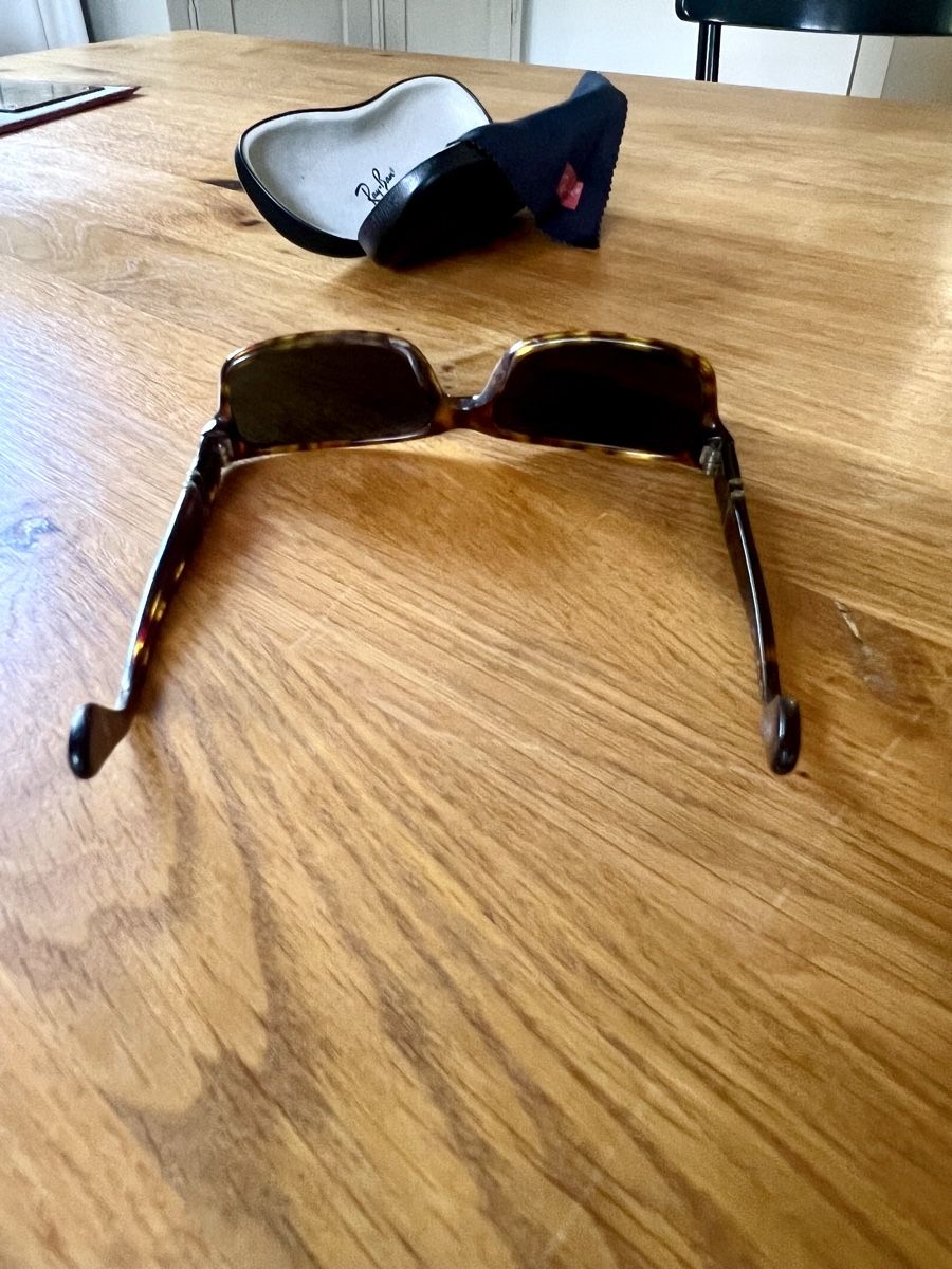 Persol Lunettes & Verres: Sonnenbrille Persol – D'occasion à Münchenstein par cor_wpw2 4