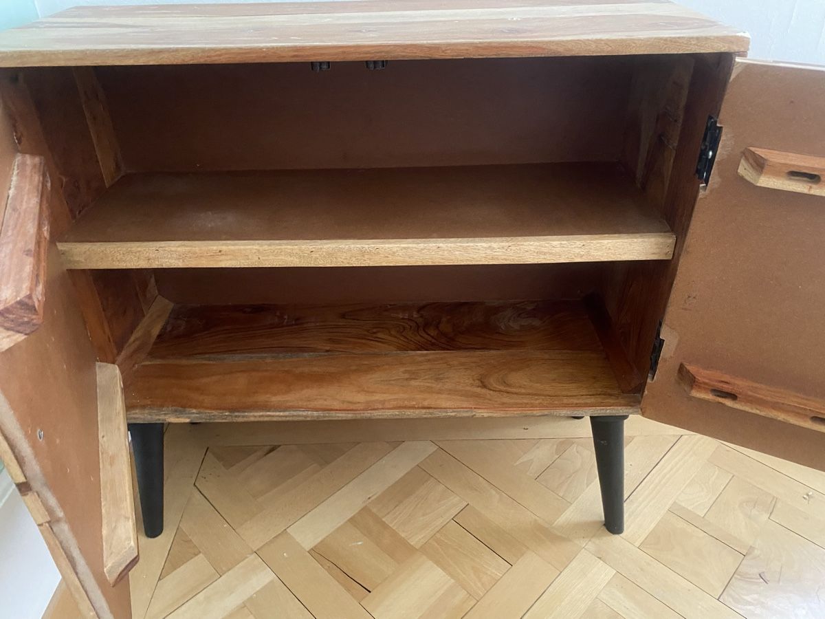 Credenze: RUSTIC WOODEN SIDEBOARD – Usato da Bern venduto da alexjop 7