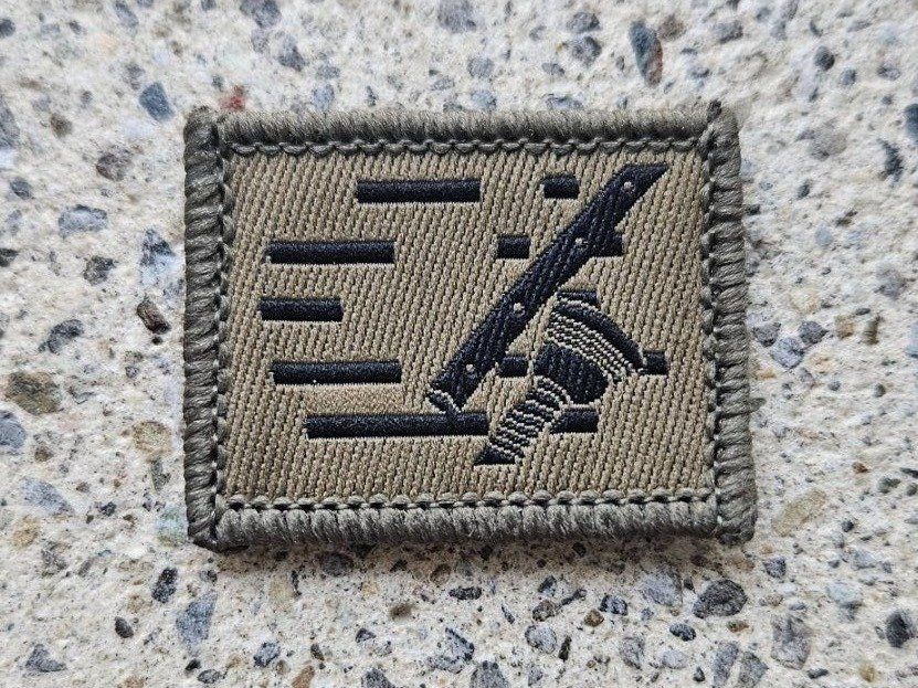 Schweizer Armee Placchette & Badge: *** Funktionsabzeichen Trompeter  Klett *** – Nuovo e nell'imballaggio originale da Riedholz venduto da fr_sIruP