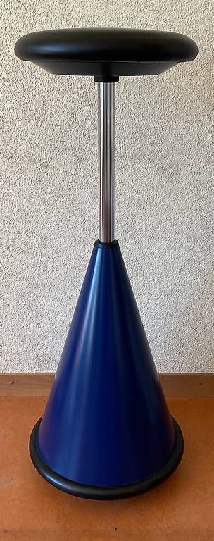 Giroflex Sgabelli: Stehhocker GIROFLEX 10 Blau – Usato da Urdorf venduto da Resumasa