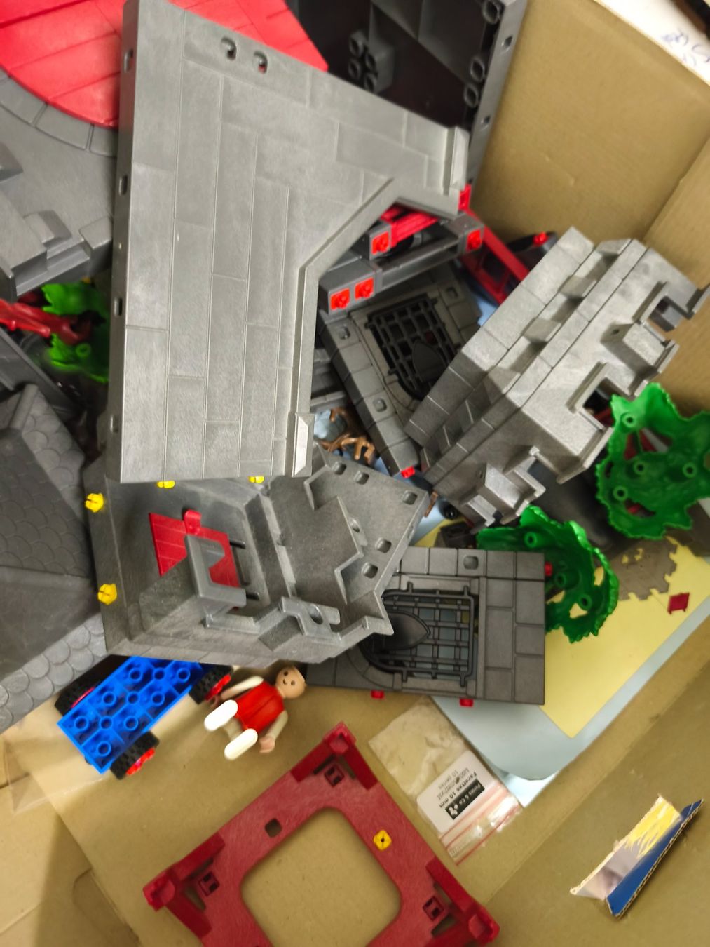 Playmobil Giocattoli: Ritterburg mit Drachen Playmobil – Usato da Zürich venduto da Jul69 9