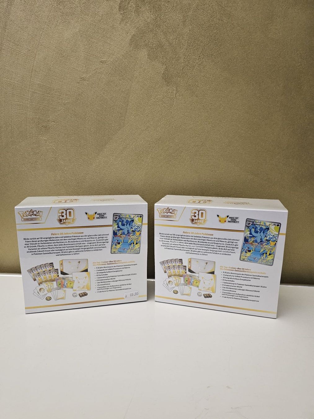 Pokémon Sammelbilder & Trading cards: Pokemon Top Trainer Box 30th Anniversary – Neu und originalverpackt aus Davos Platz von bongo007 1