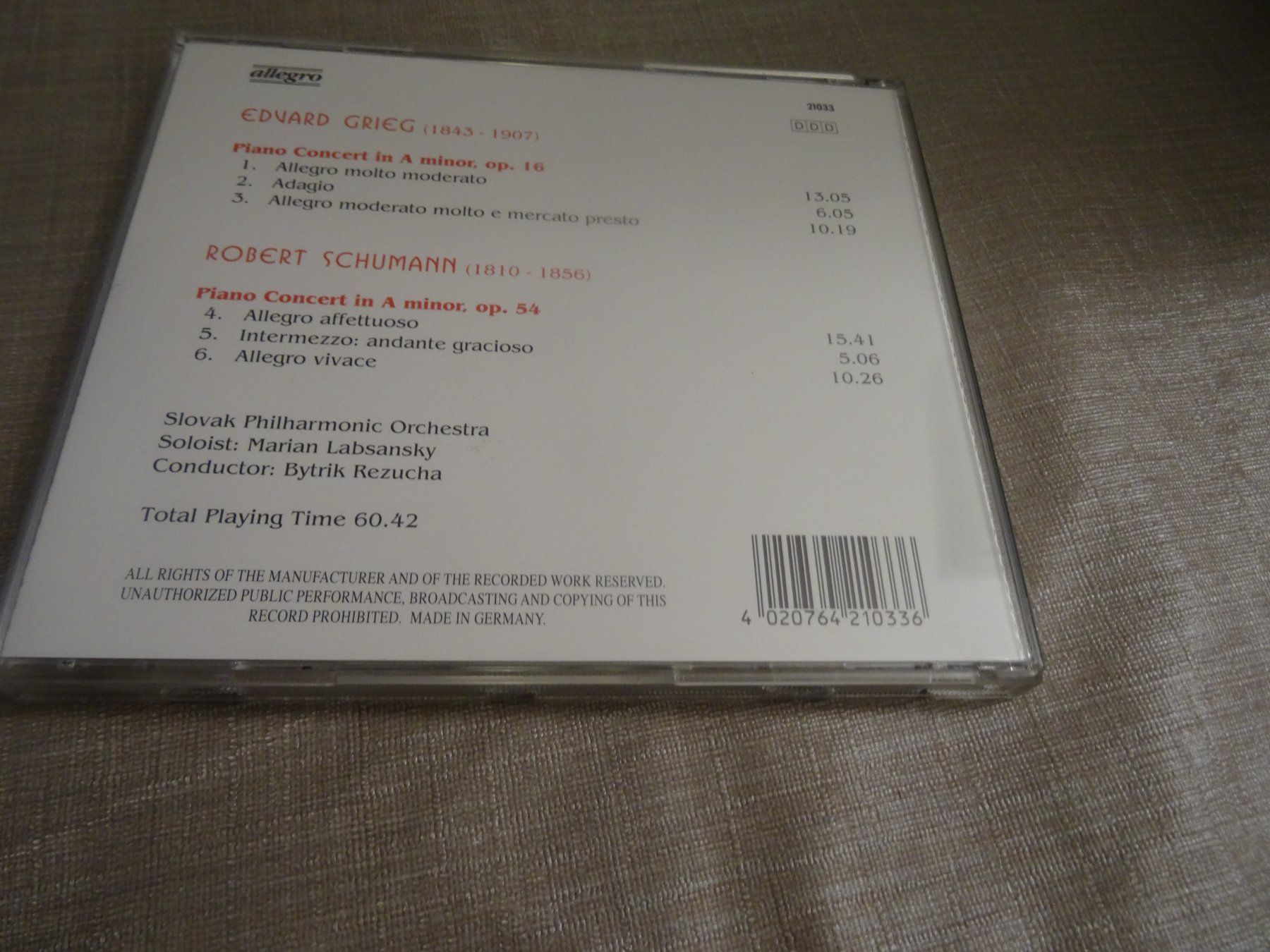CD: Grieg & Schumann: Klavierkonzerte - Slovak Philharmonic CD – Usato da Olten venduto da Disc-Ausverkauf 1