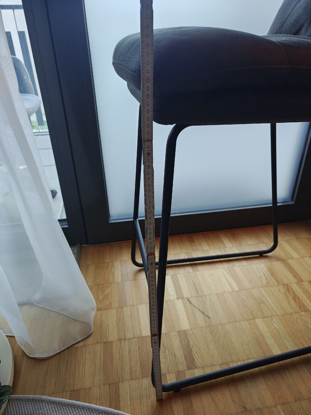Mömax Hocker: 4x Barhocker anthrazit mit Metallgestell – Gebraucht aus Regensdorf von MBerri 7
