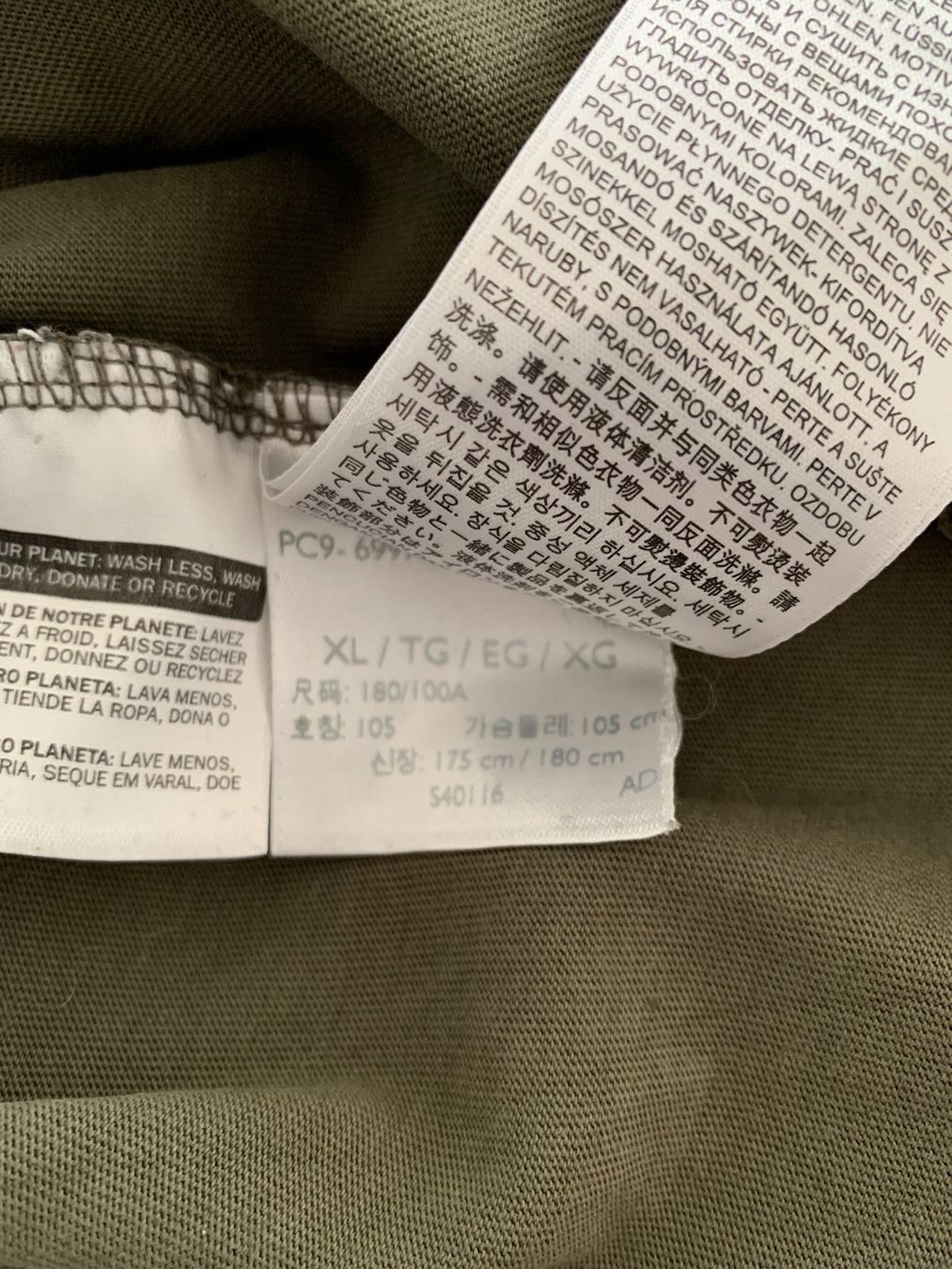 Levi's T-shirt: Levi‘s T-Shirt – Usato da Enggistein venduto da THE-IGOR 1