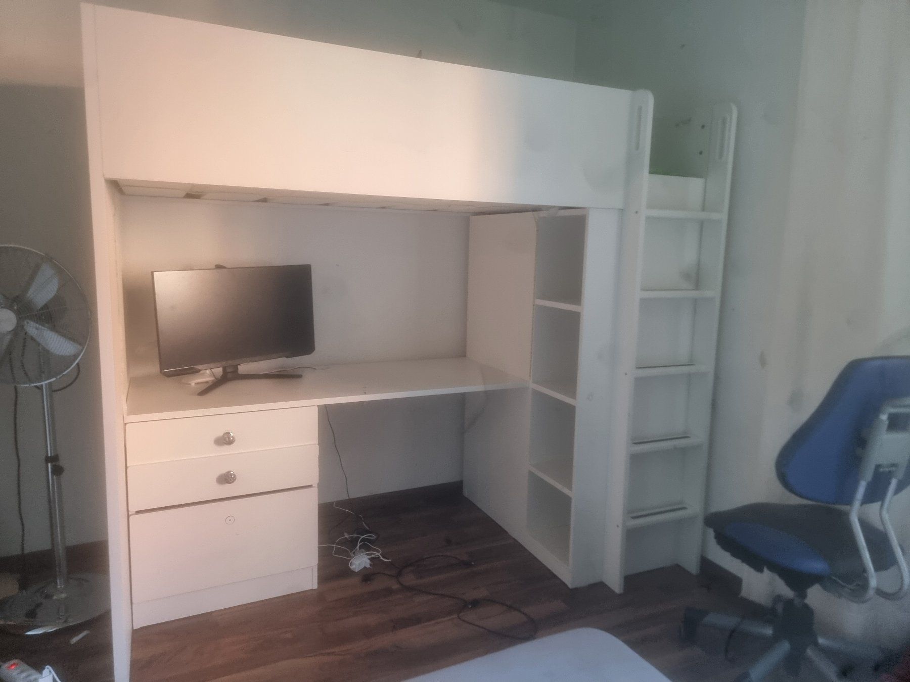 Ikea Betten: Kinderbett mit kleinen Mängeln - siehe Bilder – Gebraucht aus Winterthur von Angel0460