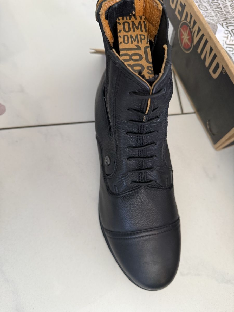 Damenschuhe: Reitschuhe  – Neu und originalverpackt aus Lauwil von Picolla1 3