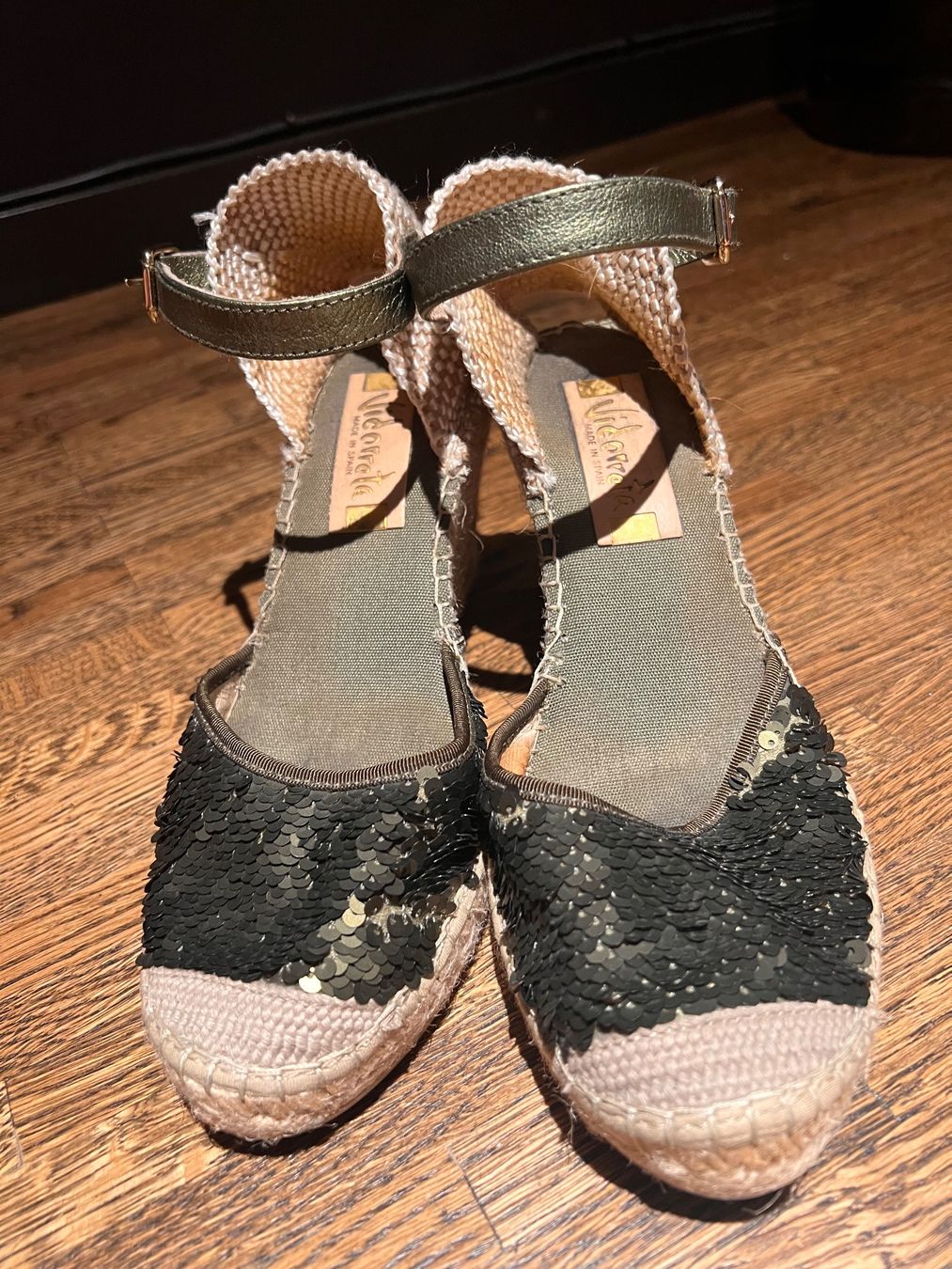 Chaussures femmes: Keilabsatz Sandalen Grösse 37 – D'occasion à Bern par cip_v9xh
