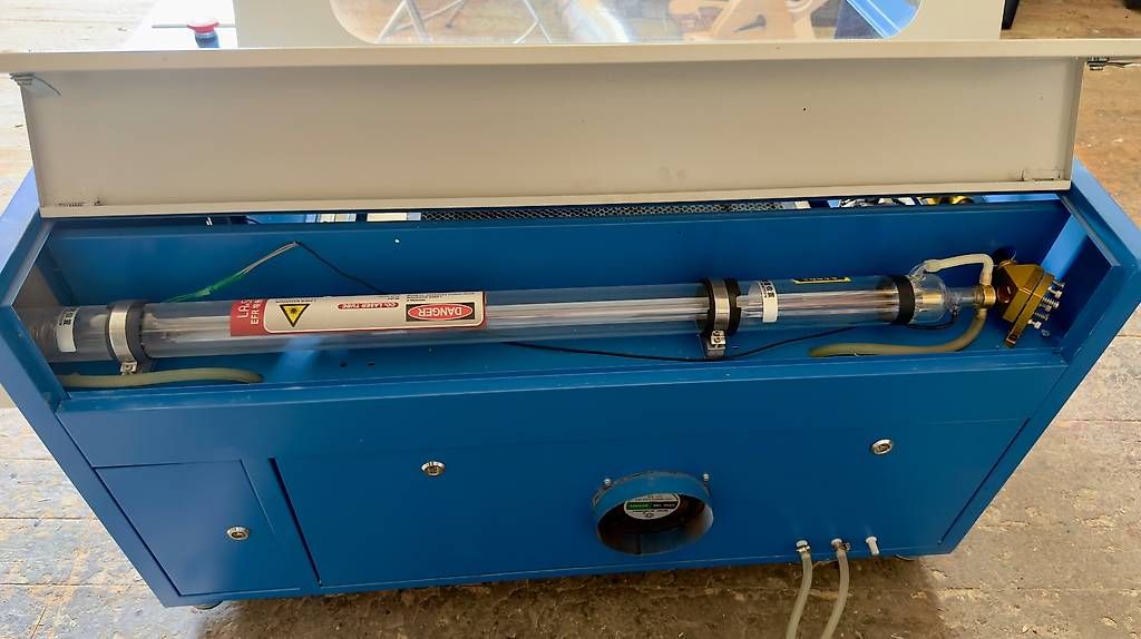Alle Maschinen: 60W CO Laserschneider 600x400  Ruida / LightBurn – Gebraucht aus Spreitenbach von Ians 2