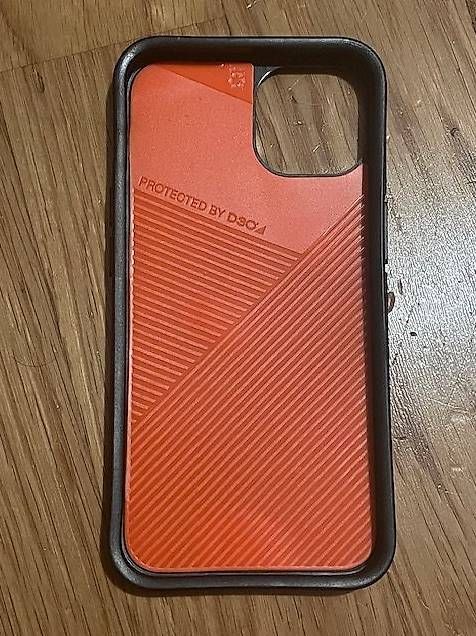Gear4 Cover & Protezioni schermo: iPhone 13 Case Gear4 Denali Snap – Usato da Zug venduto da Sotto2025 1
