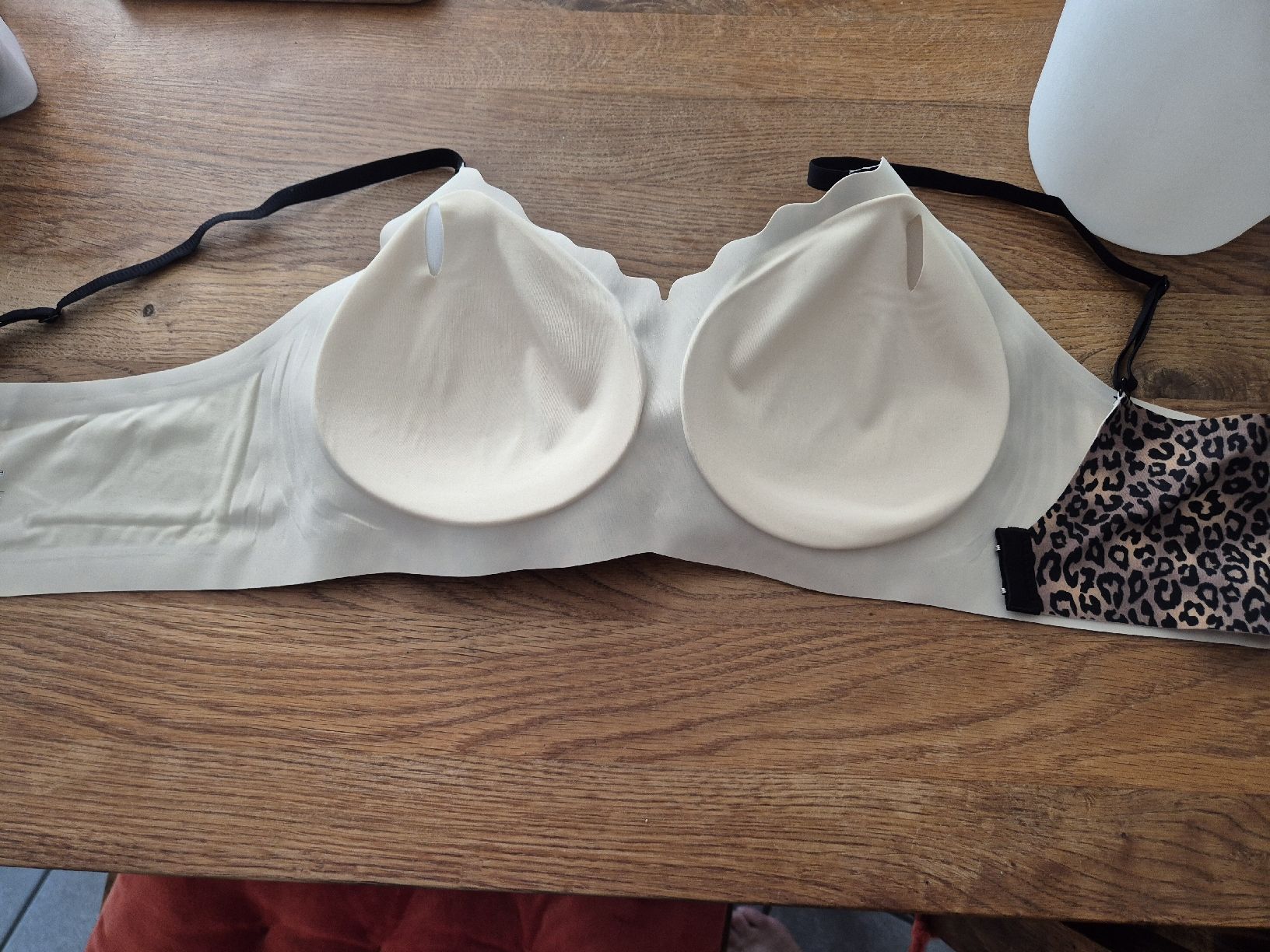 Sonstige Unterwäsche: Bustier Leo-Print Grösse XXL neu – Neu (gemäss Beschreibung) aus Läufelfingen von Netti04 1
